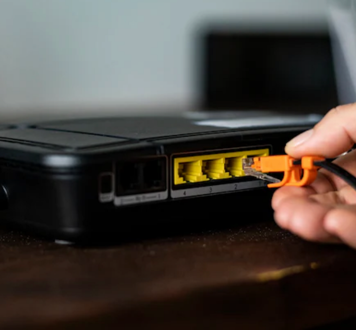 Dedicated Internet Advantage